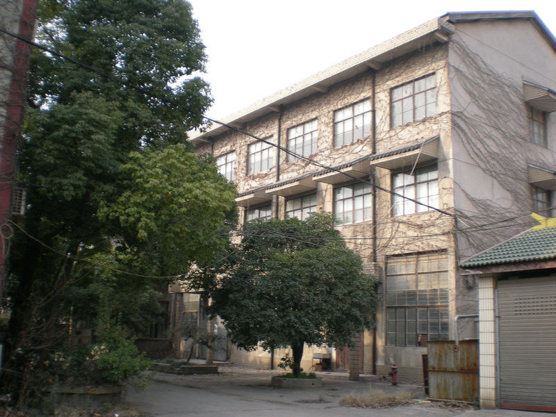 Jiangsu Province Yixing Nonmetallic Chemical Machinery Factory Co.,Ltd linha de produção da fábrica
